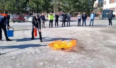 AFAD Alaca’da Emniyet Personeline Yangın Eğitimi Verdi