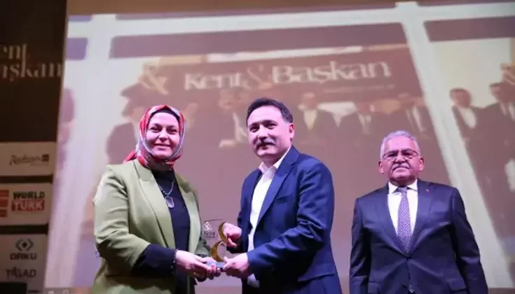 Gaziantep Belediye Başkanı’na Ortez-Protez Merkezi ile ödül