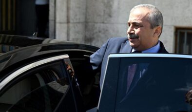 Sırrı Süreyya Önder için bekleyiş sürüyor