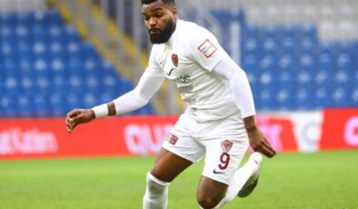 Süper Lig’in eski gol kralı 11. kattan düşerek hayatını kaybetti